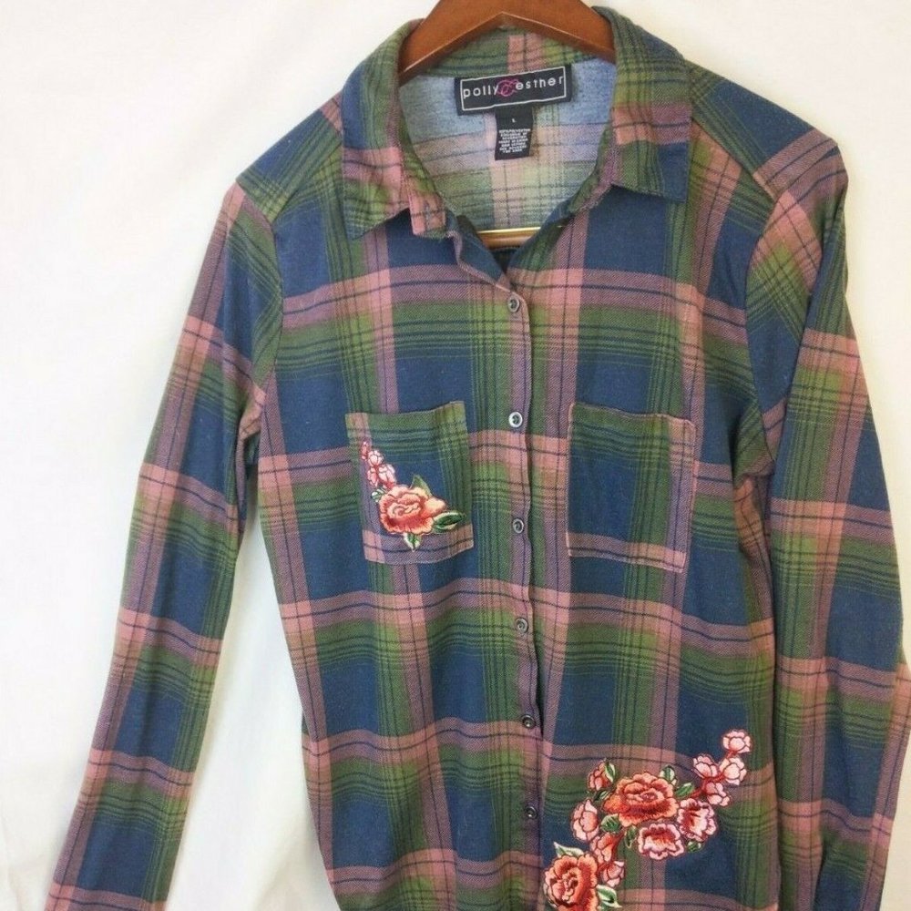 Long Sleeve Plaid Top w Floral Appliques